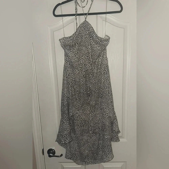 NWOT- Women’s Lush Samira‎ Animal Print High Low Halter Dress. Size Medium. - Picture 1 of 10